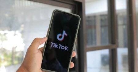 Como Ganhar Dinheiro Com Vídeos No TikTok Sem Aparecer (Mesmo Sendo Iniciante)